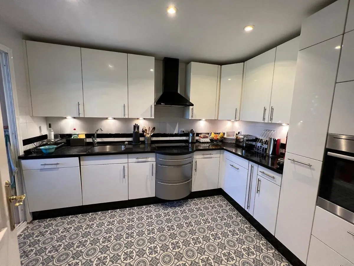 Marbella Luxueux Duplex 3 Ch.- 3 Bains - 155 M² + 100 M² Terrasses Apartment Estepona 0*,