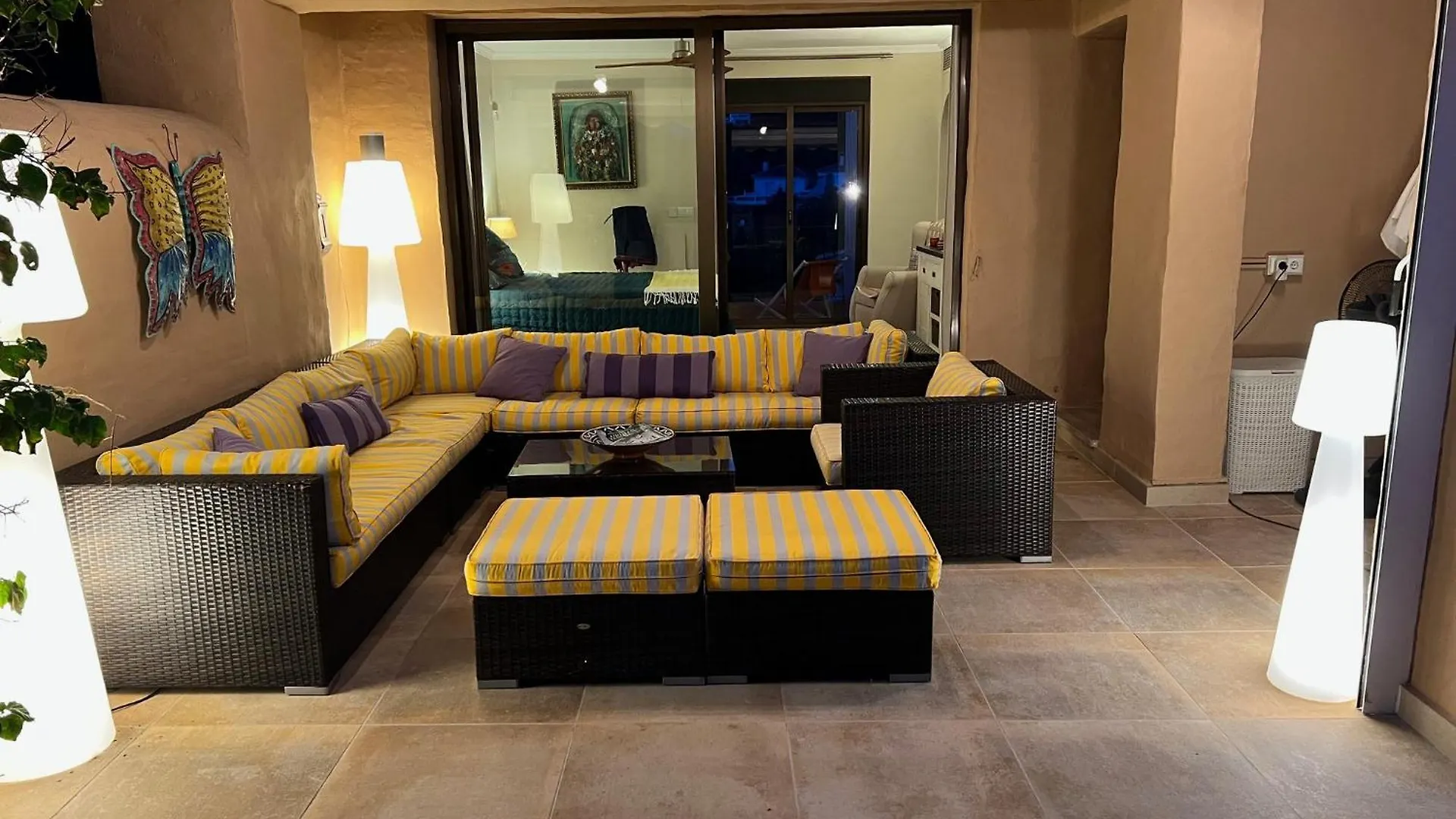 Marbella Luxueux Duplex 3 Ch.- 3 Bains - 155 M² + 100 M² Terrasses Apartment Estepona Spain