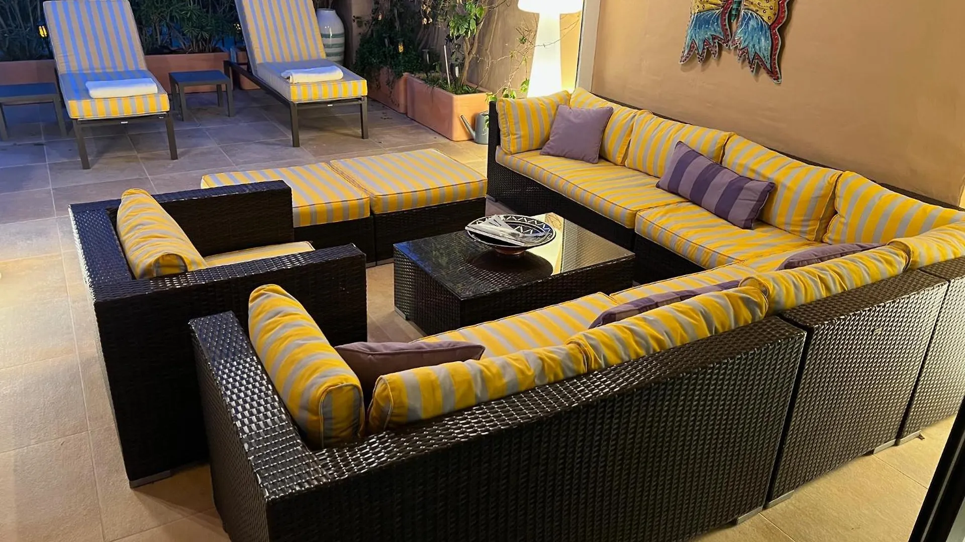 Marbella Luxueux Duplex 3 Ch.- 3 Bains - 155 M² + 100 M² Terrasses Apartment Estepona