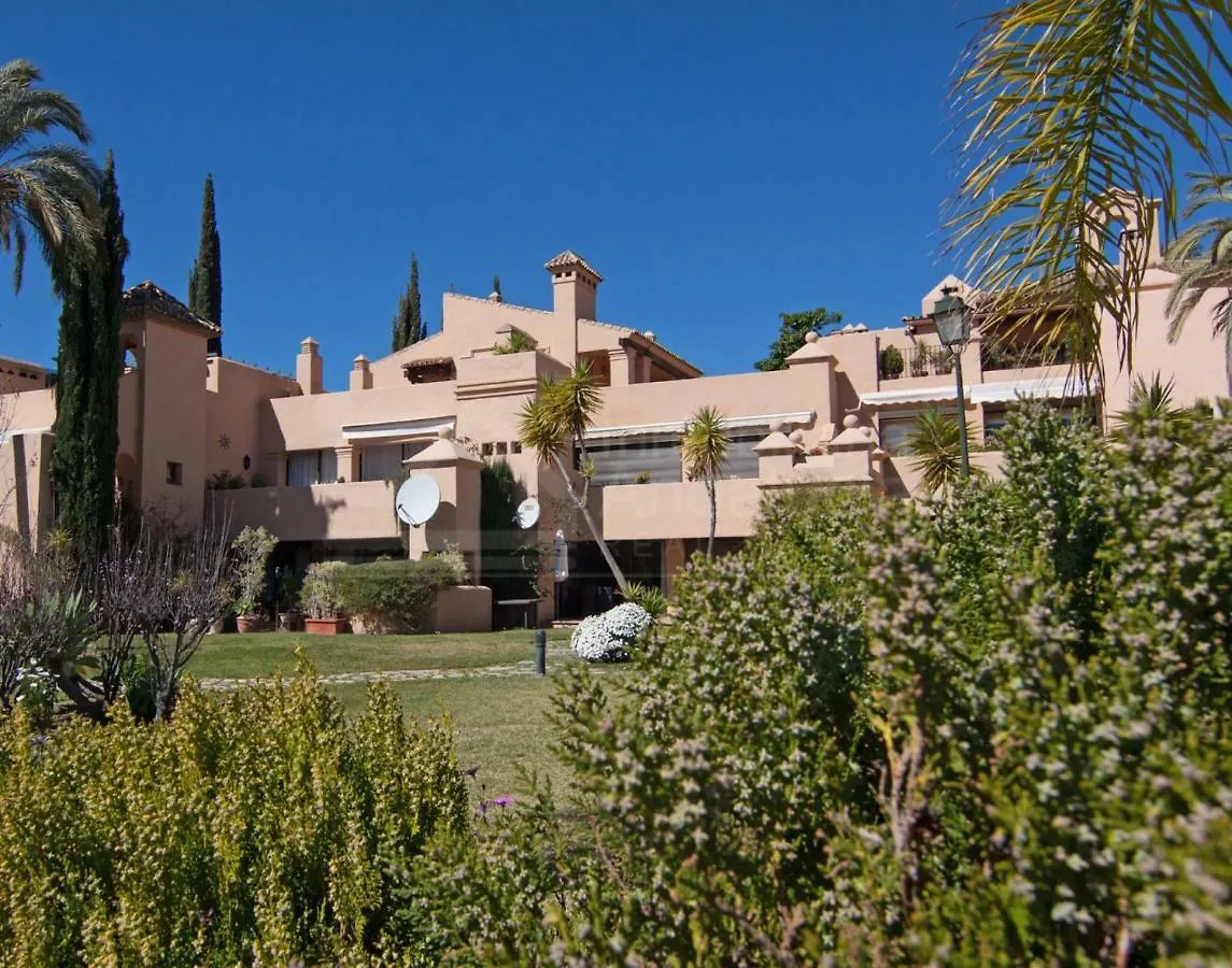 Marbella Luxueux Duplex 3 Ch.- 3 Bains - 155 M² + 100 M² Terrasses Apartment Estepona Spain