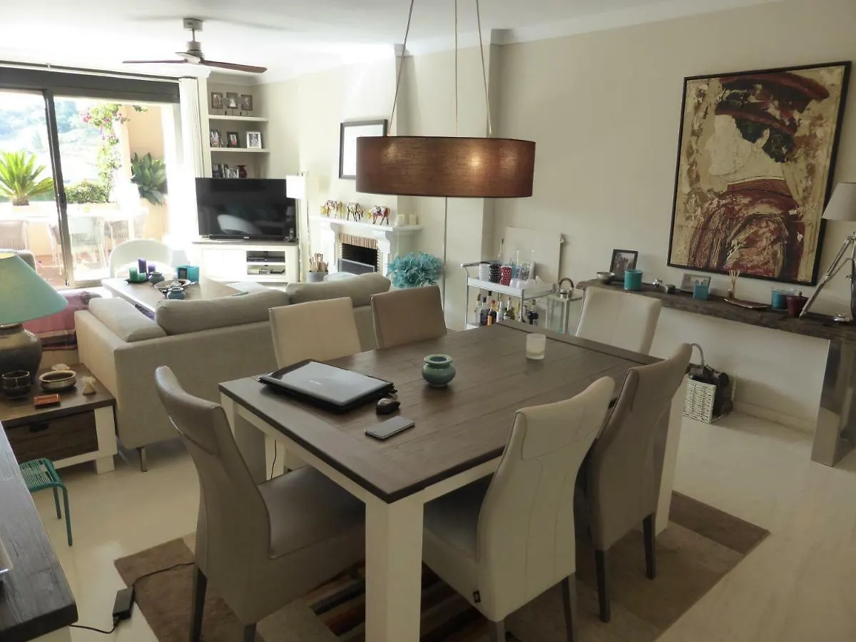 Marbella Luxueux Duplex 3 Ch.- 3 Bains - 155 M² + 100 M² Terrasses Apartment Estepona Spain
