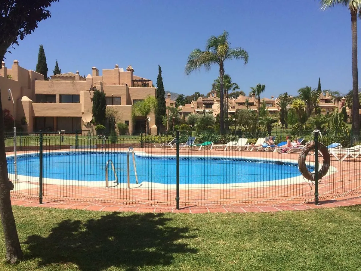 Marbella Luxueux Duplex 3 Ch.- 3 Bains - 155 M² + 100 M² Terrasses Apartamento Estepona